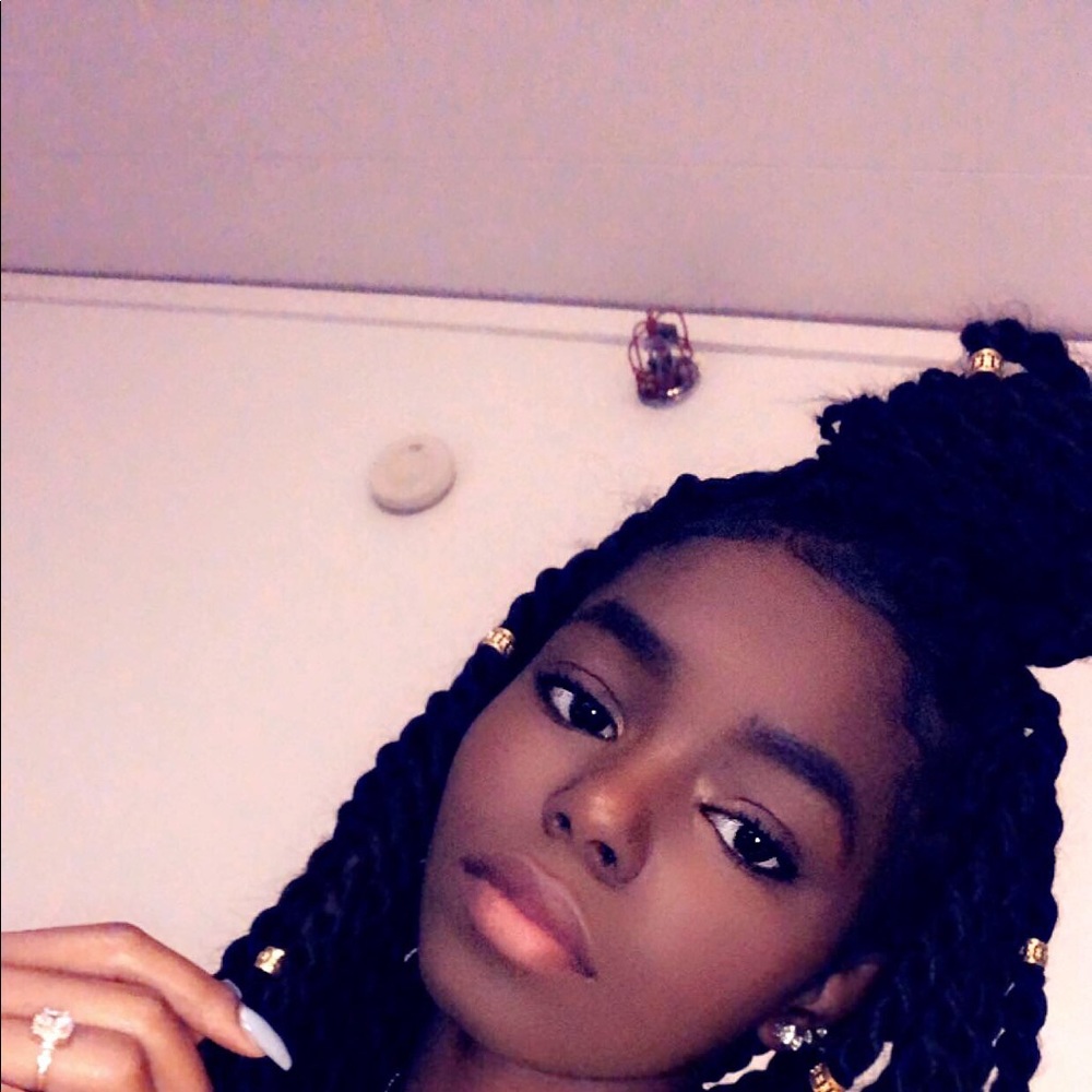 Meet your Posher, Daisy